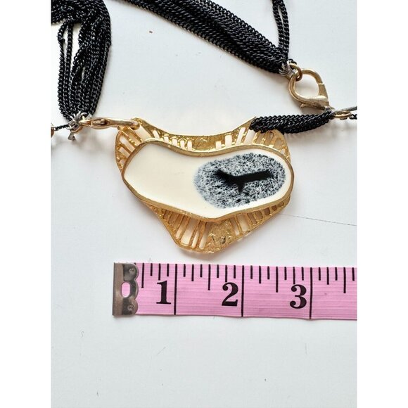ANNE MARIE CHAGNON Alia Modular Gold Resin Pendant Chain Statement Necklace - Picture 14 of 15